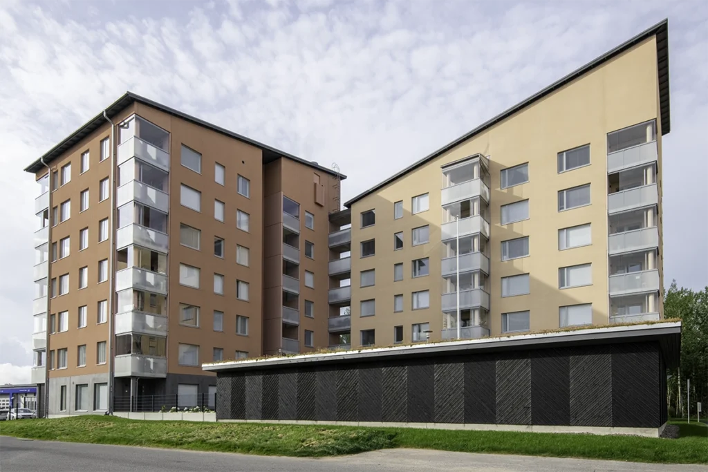 AKOwall-seinien asennuskohde Järvenpäässä julkisivu