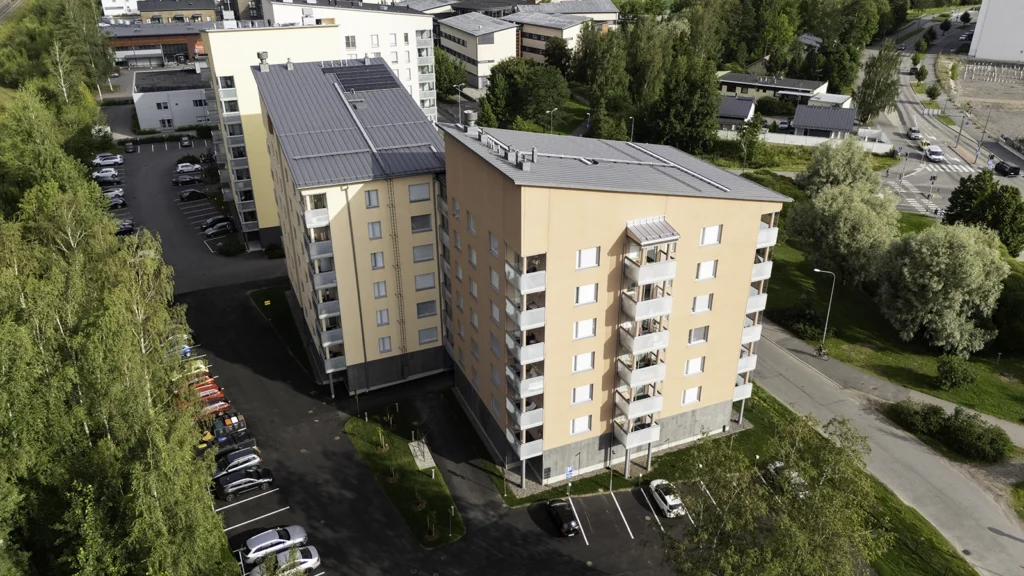 AKOwall-seinät asennettuna kerrostalokohteeseen Järvenpäässä