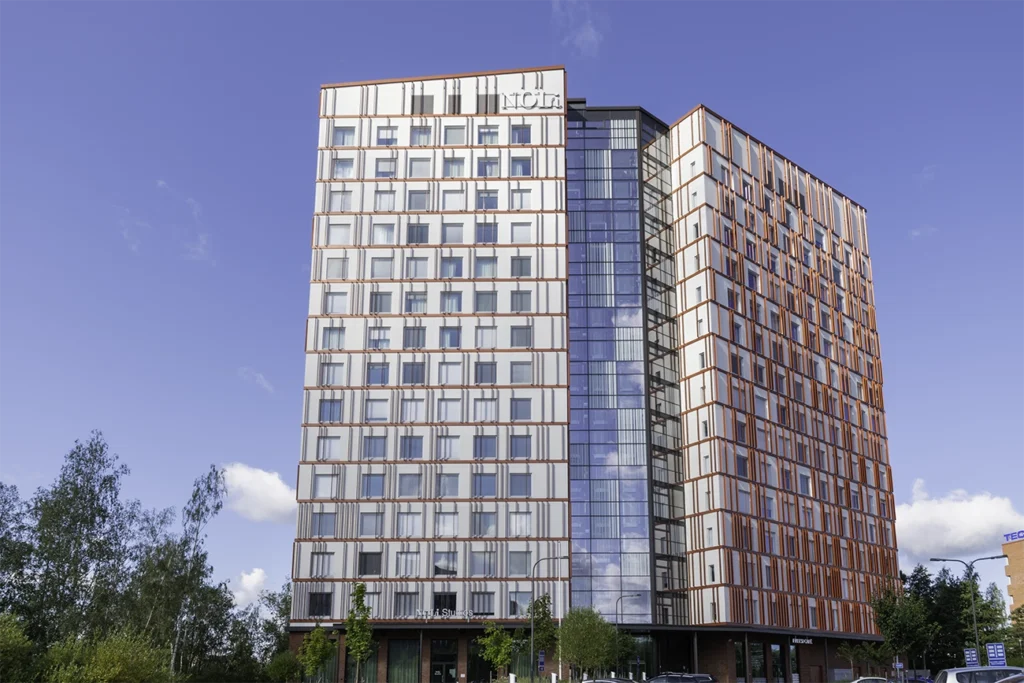 AKOwall-seinien asennuskohde NOLi Otaniemi julkisivu